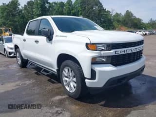 ✅ 2022 Chevrolet Silverado 1500 Custom • VIN: 3GCPYBEK4NG189834 • Lot: 42136171. Wystawiony na IAAI z przebiegiem 95 440 mil. Bezpłatny archiwum sprzedaży aukcyjnych z USA i szczegółowy raport historii pojazdu na DreamBid. Zdjęcie 1.
