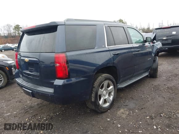 ✅ 2017 Chevrolet Tahoe LT • VIN: 1GNSKBKC2HR160790 • Lot: 41834352. Listed on IAAI with 100,672 mi. Free auction sales archive from the USA and detailed vehicle history report at DreamBid. Image 4.