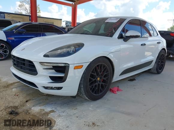 ✅ 2018 Porsche Macan GTS • VIN: WP1AG2A5XJLB62058 • Lot: 43514460. Wystawiony na IAAI z przebiegiem 55 995 mil. Bezpłatny archiwum sprzedaży aukcyjnych z USA i szczegółowy raport historii pojazdu na DreamBid. Zdjęcie 2.