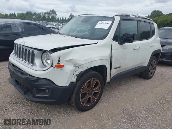 ✅ 2017 Jeep Renegade Limited • VIN: ZACCJBDB5HPE54252 • Лот: 43095440. Опубликован ранее на IAAI с пробегом 126 383 миль. Бесплатный доступ к архиву аукционных продаж из США и подробный отчёт об истории автомобиля на DreamBid. Изображение 17.