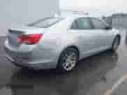 2013 Chevrolet Malibu LT z VIN 1G11C5SA7DF125748, wystawiony jako IAAI lot #43511224 z przebiegiem 291 847 mil mil oraz . Historia ofert i sprzedaży dostępna na DreamBid. Obrazek 4.