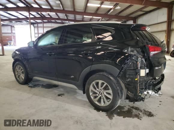 2017 Hyundai Tucson SE Plus с VIN KM8J33A4XHU474536, выставлен на аукционе Copart как лот 68124325 с пробегом 93 071 миль миль и Списание • Salvage title. История ставок и продаж доступна на DreamBid. Изображение 2.