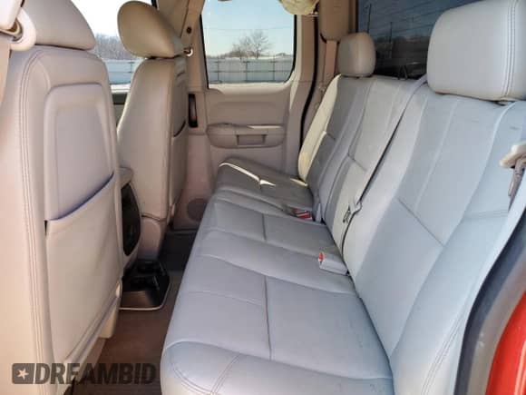 2012 Chevrolet Silverado 1500 LTZ с VIN 1GCRKTE77CZ340934, выставлен на аукционе Copart как лот 49157935 с пробегом 193 208 миль миль и На запчасти • Non repairable. История ставок и продаж доступна на DreamBid. Изображение 10.