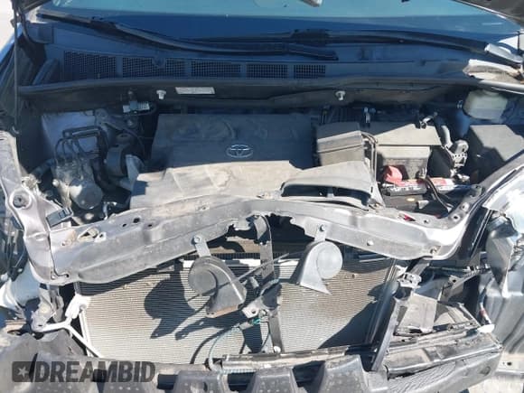 ✅ 2016 Toyota Sienna LE AAS • VIN: 5TDKK3DC3GS759709 • Lot: 42374590. Wystawiony na IAAI z przebiegiem 78 300 mil. Bezpłatny archiwum sprzedaży aukcyjnych z USA i szczegółowy raport historii pojazdu na DreamBid. Zdjęcie 10.