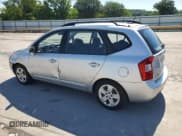 ✅ 2009 Kia Rondo LX • VIN: KNAFG528297232607 • Lot: 59230934. Wystawiony na Copart z przebiegiem 177 311 mil. Bezpłatny archiwum sprzedaży aukcyjnych z USA i szczegółowy raport historii pojazdu na DreamBid. Zdjęcie 2.