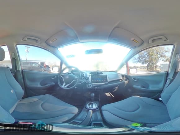 ✅ 2012 Honda Fit • VIN: JHMGE8H33CC009709 • Лот: 81964175. Опубликован ранее на Copart с пробегом 112 177 миль. Бесплатный доступ к архиву аукционных продаж из США и подробный отчёт об истории автомобиля на DreamBid. Изображение 14.