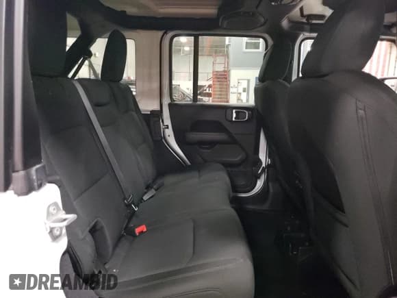 ✅ 2018 Jeep Wrangler Unlimited Sahara • VIN: 1C4HJXEG9JW164862 • Lot: 53991315. Listed on Copart with Not provided. Free auction sales archive from the USA and detailed vehicle history report at DreamBid. Image 11.