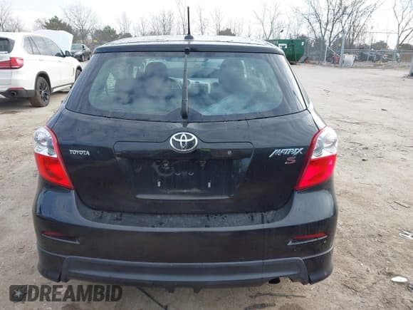 ✅ 2009 Toyota Matrix S • VIN: 2T1KE40E59C019918 • Lot: 43780596. Listed on IAAI with 131,219 mi. Free auction sales archive from the USA and detailed vehicle history report at DreamBid. Image 16.