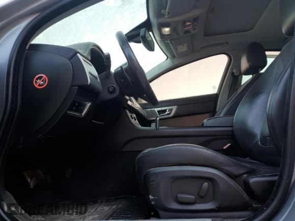 ✅ 2015 Jaguar XF T Premium • VIN: SAJWA0FS1FPU62729 • Лот: 85919185. Опубликован ранее на Copart с пробегом 151 908 миль. Бесплатный доступ к архиву аукционных продаж из США и подробный отчёт об истории автомобиля на DreamBid. Изображение 7.