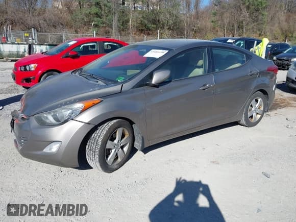 ✅ 2013 Hyundai Elantra GLS • VIN: 5NPDH4AE8DH305122 • Lot: 43686190. Listed on IAAI with 93,606 mi. Free auction sales archive from the USA and detailed vehicle history report at DreamBid. Image 2.