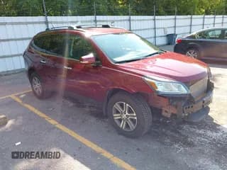 ✅ 2016 Chevrolet Traverse LT • VIN: 1GNKVHKD1GJ268379 • Lot: 43120510. Wystawiony na IAAI z przebiegiem 129 274 mil. Bezpłatny archiwum sprzedaży aukcyjnych z USA i szczegółowy raport historii pojazdu na DreamBid. Zdjęcie 1.