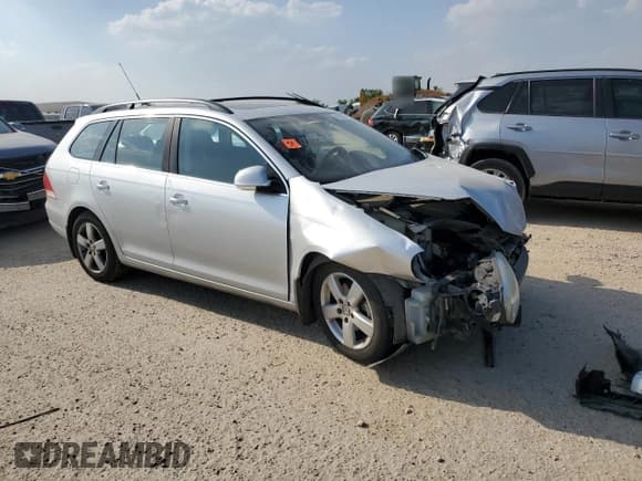 ✅ 2009 Volkswagen Jetta • VIN: 3VWTM81K59M250521 • Lot: 51952285. Listed on Copart with 106,815 mi. Free auction sales archive from the USA and detailed vehicle history report at DreamBid. Image 4.