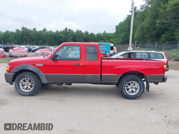 ✅ 2008 Ford Ranger XLT • VIN: 1FTZR45EX8PA37293 • Lot: 42522462. Listed on IAAI with 105,450 mi. Free auction sales archive from the USA and detailed vehicle history report at DreamBid. Image 12.