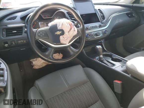 ✅ 2017 Chevrolet Impala LT • VIN: 2G1105SA2H9157661 • Лот: 73227404. Опубликован ранее на Copart с пробегом 163 400 миль. Бесплатный доступ к архиву аукционных продаж из США и подробный отчёт об истории автомобиля на DreamBid. Изображение 8.