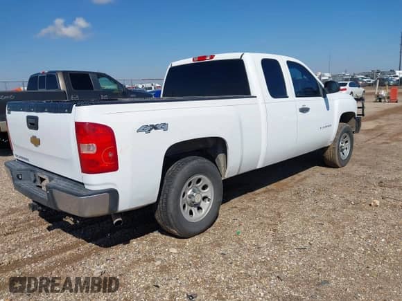 ✅ 2013 Chevrolet Silverado 1500 Work Truck • VIN: 1GCRKPE72DZ323418 • Лот: 43237676. Опубликован ранее на IAAI с пробегом 185 457 миль. Бесплатный доступ к архиву аукционных продаж из США и подробный отчёт об истории автомобиля на DreamBid. Изображение 4.
