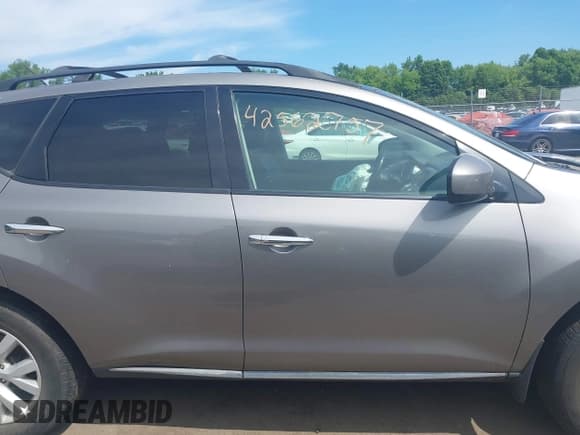 ✅ 2012 Nissan Murano SV • VIN: JN8AZ1MW8CW214884 • Lot: 42562757. Listed on IAAI with 166,452 mi. Free auction sales archive from the USA and detailed vehicle history report at DreamBid. Image 13.