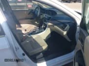 ✅ 2013 Honda Accord LX • VIN: 1HGCR2F34DA098113 • Лот: 43658824. Опубликован ранее на IAAI с пробегом 194 005 миль. Бесплатный доступ к архиву аукционных продаж из США и подробный отчёт об истории автомобиля на DreamBid. Изображение 5.