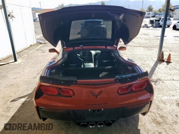 ✅ 2015 Chevrolet Corvette Z51 3LT • VIN: 1G1YM2D75F5112257 • Lot: 81801515. Listed on Copart with 56,270 mi. Free auction sales archive from the USA and detailed vehicle history report at DreamBid. Image 10.