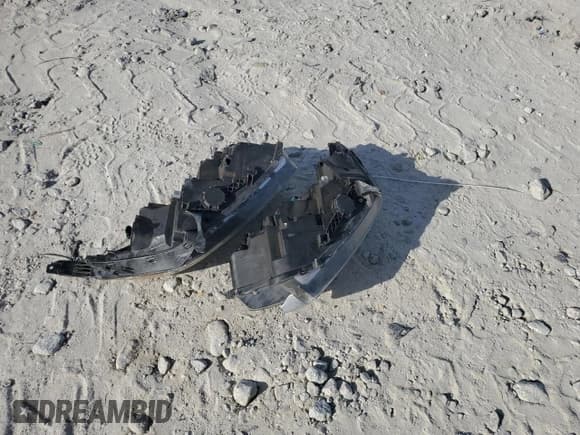 ✅ 2019 Honda CR-V LX • VIN: 2HKRW5H33KH400755 • Лот: 93044405. Опубликован ранее на Copart с пробегом 129 796 миль. Бесплатный доступ к архиву аукционных продаж из США и подробный отчёт об истории автомобиля на DreamBid. Изображение 13.