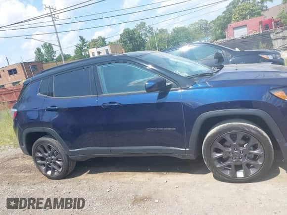2019 Jeep Compass Limited с VIN 3C4NJDCB1KT696462, выставлен на аукционе IAAI как лот 42959084 с пробегом 28 206 миль миль и . История ставок и продаж доступна на DreamBid. Изображение 13.