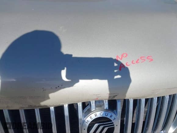 2010 Mercury Mariner with VIN 4M2CN9B70AKJ11449, listed as a IAAI auction lot 40928998 with 131,065 mi miles and . Bid and sale history available at DreamBid. Image 10.