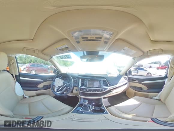 ✅ 2017 Toyota Highlander Hybrid XLE • VIN: 5TDJGRFH0HS033641 • Lot: 62172615. Listed on Copart with 56,517 mi. Free auction sales archive from the USA and detailed vehicle history report at DreamBid. Image 15.