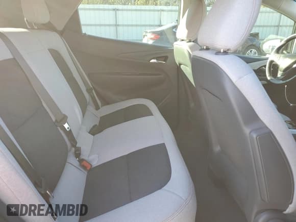 ✅ 2018 Chevrolet Bolt EV LT • VIN: 1G1FW6S0XJ4137796 • Lot: 80563314. Wystawiony na Copart z przebiegiem 31 551 mil. Bezpłatny archiwum sprzedaży aukcyjnych z USA i szczegółowy raport historii pojazdu na DreamBid. Zdjęcie 11.