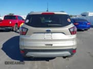 ✅ 2017 Ford Escape Titanium • VIN: 1FMCU0JD6HUD58495 • Lot: 43617499. Wystawiony na IAAI z przebiegiem 118 379 mil. Bezpłatny archiwum sprzedaży aukcyjnych z USA i szczegółowy raport historii pojazdu na DreamBid. Zdjęcie 16.