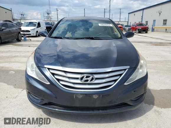 ✅ 2013 Hyundai Sonata GLS • VIN: 5NPEB4AC5DH703876 • Lot: 70678254. Listed on Copart with 97,872 mi. Free auction sales archive from the USA and detailed vehicle history report at DreamBid. Image 5.