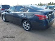 ✅ 2013 Nissan Altima SV • VIN: 1N4AL3AP7DN425948 • Lot: 43678772. Listed on IAAI with 177,578 mi. Free auction sales archive from the USA and detailed vehicle history report at DreamBid. Image 3.