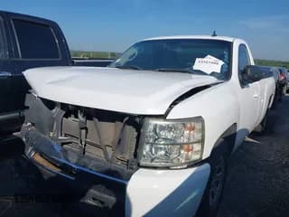 ✅ 2008 Chevrolet Silverado 1500 Work Truck • VIN: 1GCEC14C48Z211135 • Lot: 42915488. Wystawiony na IAAI z przebiegiem 215 484 mil. Bezpłatny archiwum sprzedaży aukcyjnych z USA i szczegółowy raport historii pojazdu na DreamBid. Zdjęcie 2.