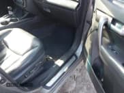 ✅ 2015 Kia Sorento SX • VIN: 5XYKWDA77FG647122 • Lot: 41416613. Listed on IAAI with 157,677 mi. Free auction sales archive from the USA and detailed vehicle history report at DreamBid. Image 5.