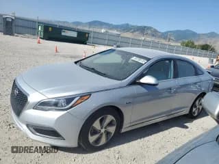 ✅ 2017 Hyundai Sonata Limited • VIN: KMHE34L39HA077171 • Lot: 58788135. Listed on Copart with 88,164 mi. Free auction sales archive from the USA and detailed vehicle history report at DreamBid. Image 1.