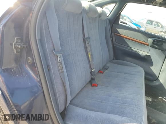 ✅ 2001 Chevrolet Impala • VIN: 2G1WF52E219335520 • Лот: 70666935. Опубликован ранее на Copart с пробегом 211 435 миль. Бесплатный доступ к архиву аукционных продаж из США и подробный отчёт об истории автомобиля на DreamBid. Изображение 10.