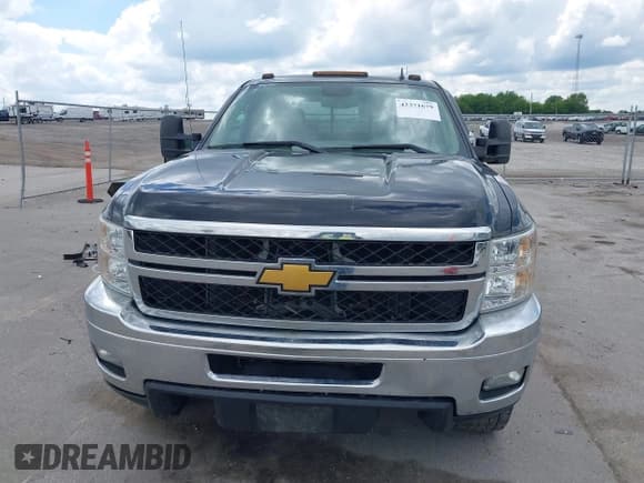 ✅ 2013 Chevrolet Silverado 2500HD LT • VIN: 1GC1KXCG6DF238504 • Lot: 42371679. Listed on IAAI with 206,794 mi. Free auction sales archive from the USA and detailed vehicle history report at DreamBid. Image 19.