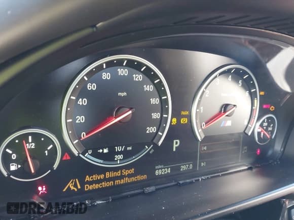 ✅ 2017 BMW X5 M • VIN: 5YMKT6C3XH0U39508 • Lot: 41983093. Listed on IAAI with 69,234 mi. Free auction sales archive from the USA and detailed vehicle history report at DreamBid. Image 7.