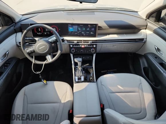 ✅ 2025 Hyundai Tucson SEL • VIN: 5NMJB3DE4SH508755 • Лот: 71928225. Опубликован ранее на Copart с пробегом 7 210 миль. Бесплатный доступ к архиву аукционных продаж из США и подробный отчёт об истории автомобиля на DreamBid. Изображение 8.