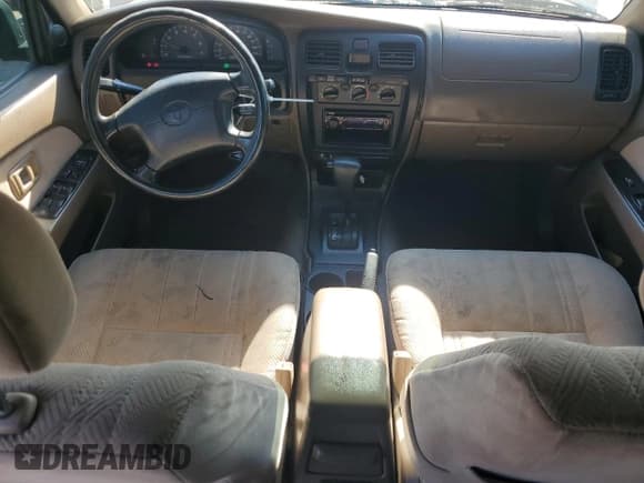 ✅ 2001 Toyota 4Runner SR5 • VIN: JT3GN86R010185323 • Lot: 71161395. Wystawiony na Copart z przebiegiem 231 904 mil. Bezpłatny archiwum sprzedaży aukcyjnych z USA i szczegółowy raport historii pojazdu na DreamBid. Zdjęcie 8.