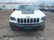 ✅ 2019 Jeep Cherokee Trailhawk • VIN: 1C4PJMBX7KD126848 • Lot: 42154124. Listed on IAAI with 94,248 mi. Free auction sales archive from the USA and detailed vehicle history report at DreamBid. Image 12.