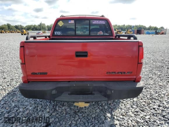 2002 Chevrolet S-10 LS с VIN 1GCDT13W62K213315, выставлен на аукционе Copart как лот 83997685 с пробегом 215 253 миль миль и Списание • Salvage title. История ставок и продаж доступна на DreamBid. Изображение 6.