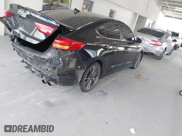 ✅ 2018 Hyundai Elantra Sport • VIN: KMHD04LB1JU481274 • Lot: 42800159. Listed on IAAI with 130,934 mi. Free auction sales archive from the USA and detailed vehicle history report at DreamBid. Image 4.