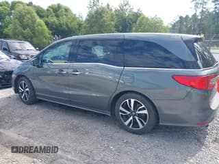 ✅ 2018 Honda Odyssey Elite • VIN: 5FNRL6H97JB063524 • Лот: 43111451. Опубликован ранее на IAAI с пробегом 167 321 миль. Бесплатный доступ к архиву аукционных продаж из США и подробный отчёт об истории автомобиля на DreamBid. Изображение 6.