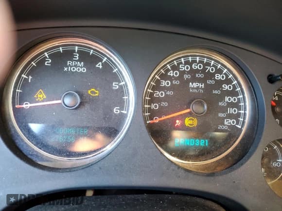 ✅ 2008 Chevrolet Suburban LTZ • VIN: 3GNFC16J38G244554 • Lot: 79815144. Wystawiony na Copart z przebiegiem 276 756 mil. Bezpłatny archiwum sprzedaży aukcyjnych z USA i szczegółowy raport historii pojazdu na DreamBid. Zdjęcie 9.