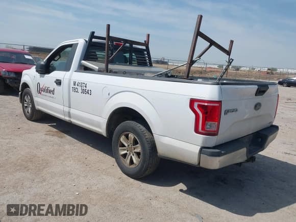 ✅ 2016 Ford F-150 XL • VIN: 1FTMF1C89GKD10430 • Lot: 42011001. Wystawiony na IAAI z przebiegiem 307 820 mil. Bezpłatny archiwum sprzedaży aukcyjnych z USA i szczegółowy raport historii pojazdu na DreamBid. Zdjęcie 3.
