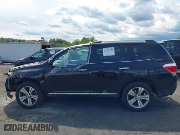 ✅ 2012 Toyota Highlander Limited • VIN: 5TDYK3EH7CS053597 • Лот: 42387687. Опубликован ранее на IAAI с пробегом 134 302 миль. Бесплатный доступ к архиву аукционных продаж из США и подробный отчёт об истории автомобиля на DreamBid. Изображение 14.