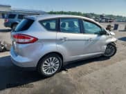 ✅ 2017 Ford C-Max SE • VIN: 1FADP5EU6HL103235 • Lot: 66640185. Wystawiony na Copart z przebiegiem 60 859 mil. Bezpłatny archiwum sprzedaży aukcyjnych z USA i szczegółowy raport historii pojazdu na DreamBid. Zdjęcie 3.