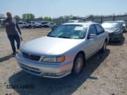 ✅ 1998 Infiniti I30 Standard • VIN: JNKCA21A9WT615911 • Lot: 41904788. Wystawiony na IAAI z przebiegiem 216 340 mil. Bezpłatny archiwum sprzedaży aukcyjnych z USA i szczegółowy raport historii pojazdu na DreamBid. Zdjęcie 2.