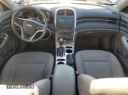 ✅ 2015 Chevrolet Malibu LS • VIN: 1G11A5SL8FF249781 • Лот: 87066755. Опубликован ранее на Copart с пробегом 112 960 миль. Бесплатный доступ к архиву аукционных продаж из США и подробный отчёт об истории автомобиля на DreamBid. Изображение 8.