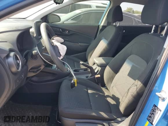 2022 Hyundai Kona SEL z VIN KM8K6CAB5NU889740, wystawiony jako Copart lot #67050245 z przebiegiem 8 507 mil mil oraz Szkoda całkowita • Salvage title. Historia ofert i sprzedaży dostępna na DreamBid. Obrazek 7.