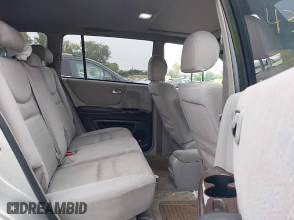 2001 Toyota Highlander с VIN JTEHF21A810010406, выставлен на аукционе IAAI как лот 43284633 с пробегом 133 098 миль миль и . История ставок и продаж доступна на DreamBid. Изображение 8.